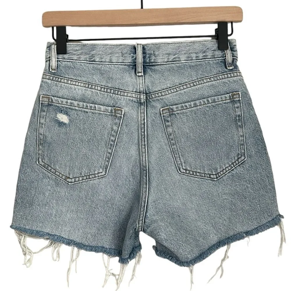 PacSun Women’s 90’s Girlfriend Distressed Light Wash Jean Shorts Size 25